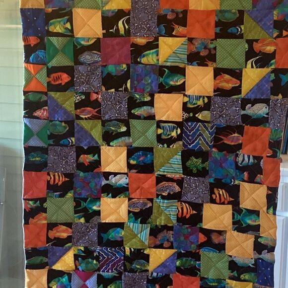 NWT. Hand Crafted Gone Fishing Quilt - Picture 12 of 16